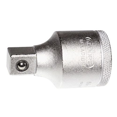 Reducer fitting