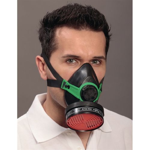 Demi-masques