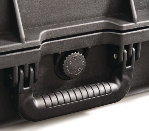 Schutzkoffer B395xT320xH117mm Kunststoff luft wasserdicht m. Schaumstoffeinl. Schutzkoffer B395xT320xH117mm Kunststoff luft wasserdicht m. Schaumstoffeinl.